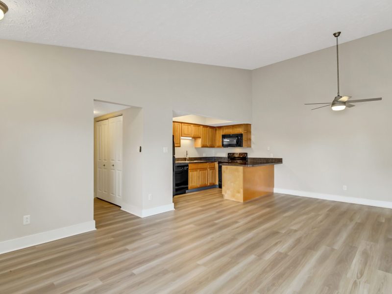 TGM Worthington Green Apartments Living Room 7